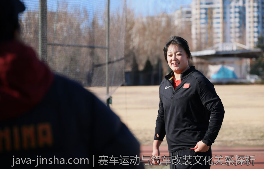 赛车运动与汽车改装文化关系探析